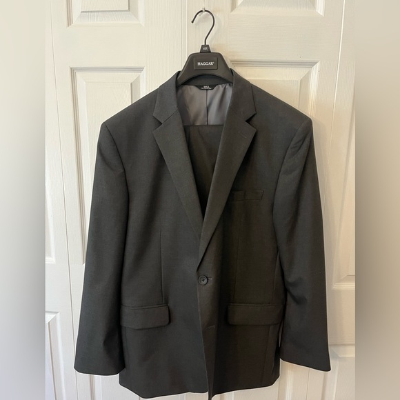 Haggar Men's Charcoal Blazer